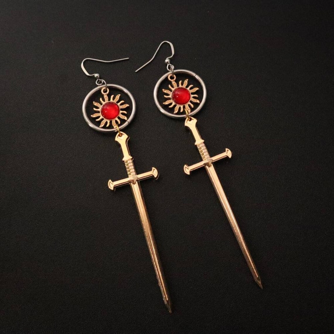 Earrings Gothic Golden Sun Sword Earrings_voghion.com