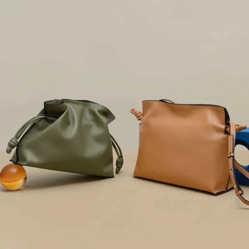 Korea New Moda Commuter Personalized Messenger Large Capacity Solid All-match Single-Shoulder Bag Drstring Cloud Lucky_voghion.com