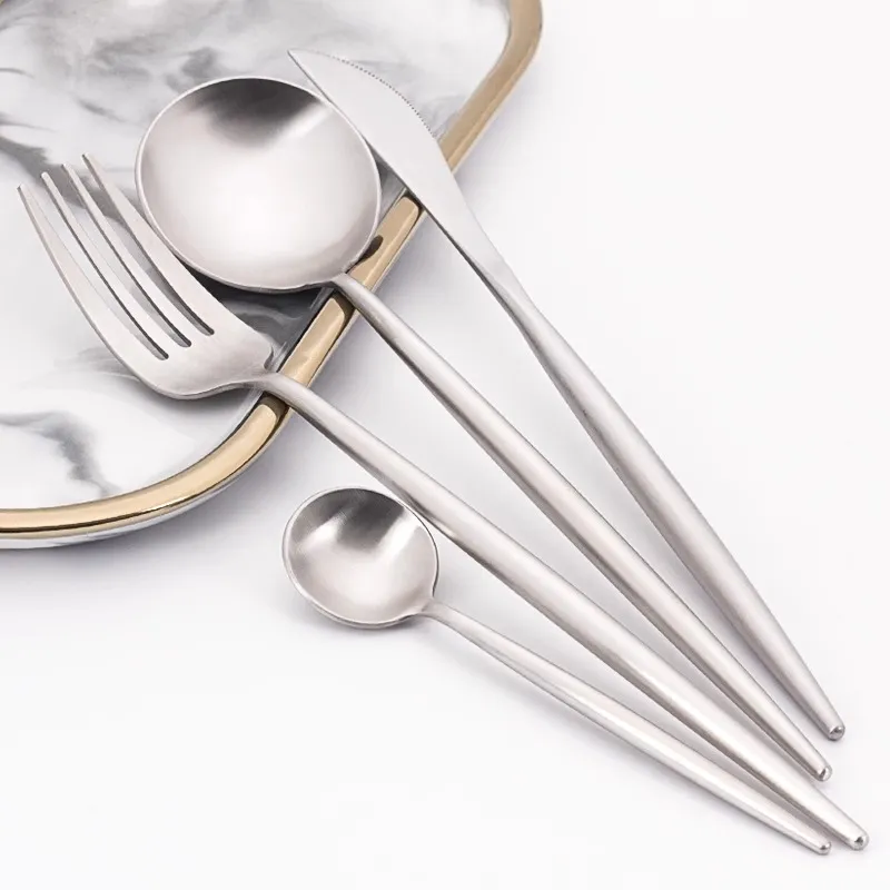 Conjunto de talheres de aço inoxidável de alta qualidade estilo ocidental, faca de bife de sobremesa, garfo e colher, quatro conjuntos_voghion.com