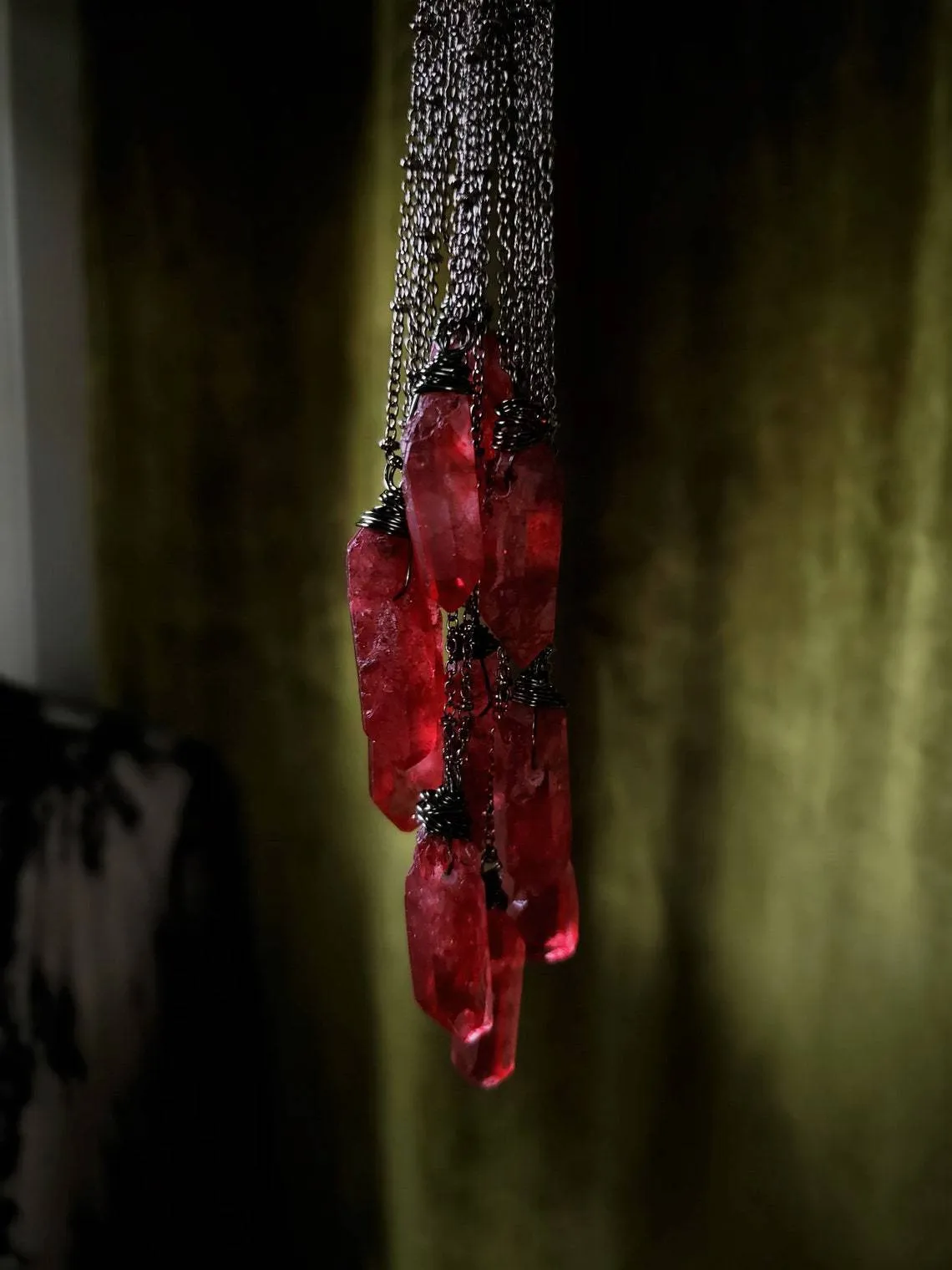 Anhänger Halsketten Gothic Mehrschichtige Kette Halskette Dark Department Ruby Crystal Personality Choker Spot Schmuck Geschenk_voghion.com