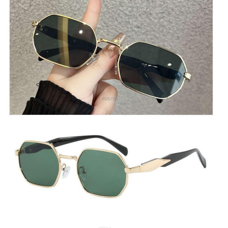 Wide Edge Anti Ultraviolet Sunglasses For Men And Women_voghion.com