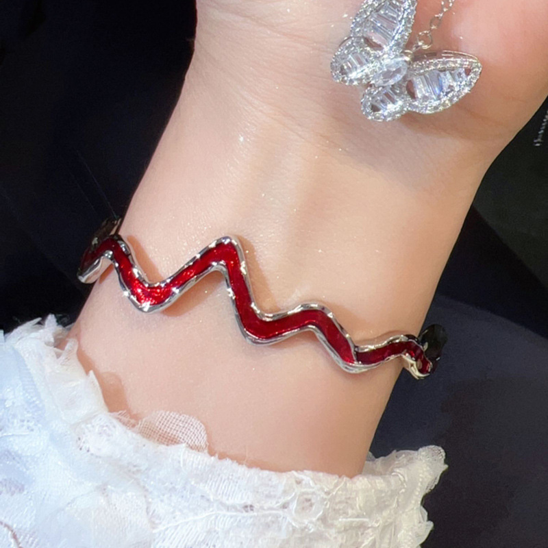 Red pigment circle drop glaze with a niche design sense, high-end, simple, personalized, cold and indifferent style,_voghion.com