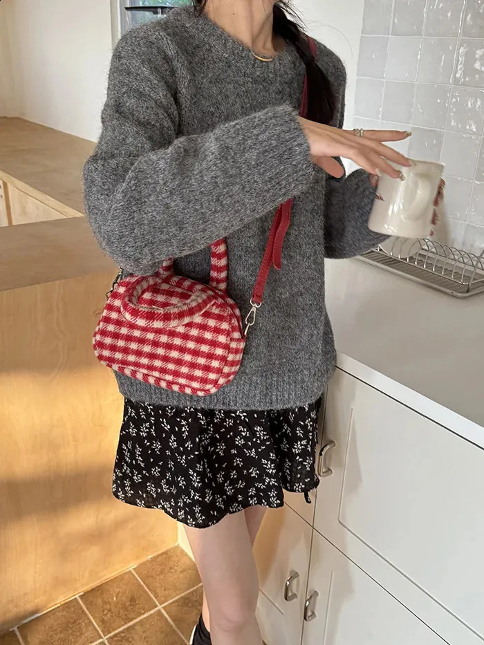 Xiuya Vintage Süße Handtasche für Damen Rot Kariert Buchstaben Weiche Kawaii Crossbody Herbst Winter Schultertasche 240816_voghion.com