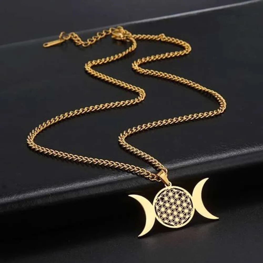 Collier pendentif déesse triple lune en acier inoxydable_voghion.com