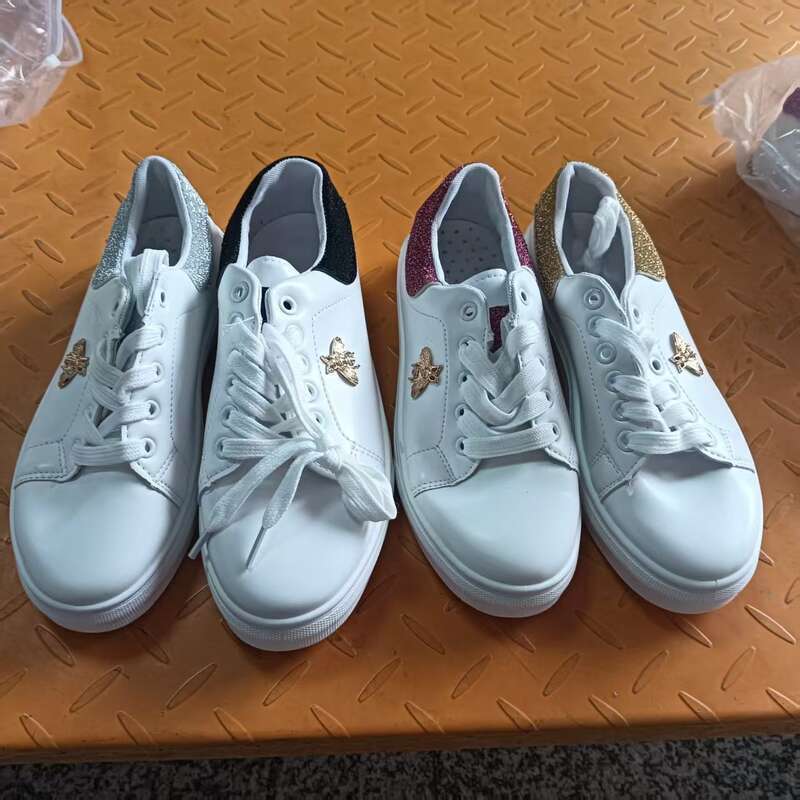 SHLIANG Scarpe autunnali impermeabili Sneakers bianche per donna Versione coreana Scarpe sportive piatte casual con lacci Scarpe vulcanizzate da donna Y0294_voghion.com