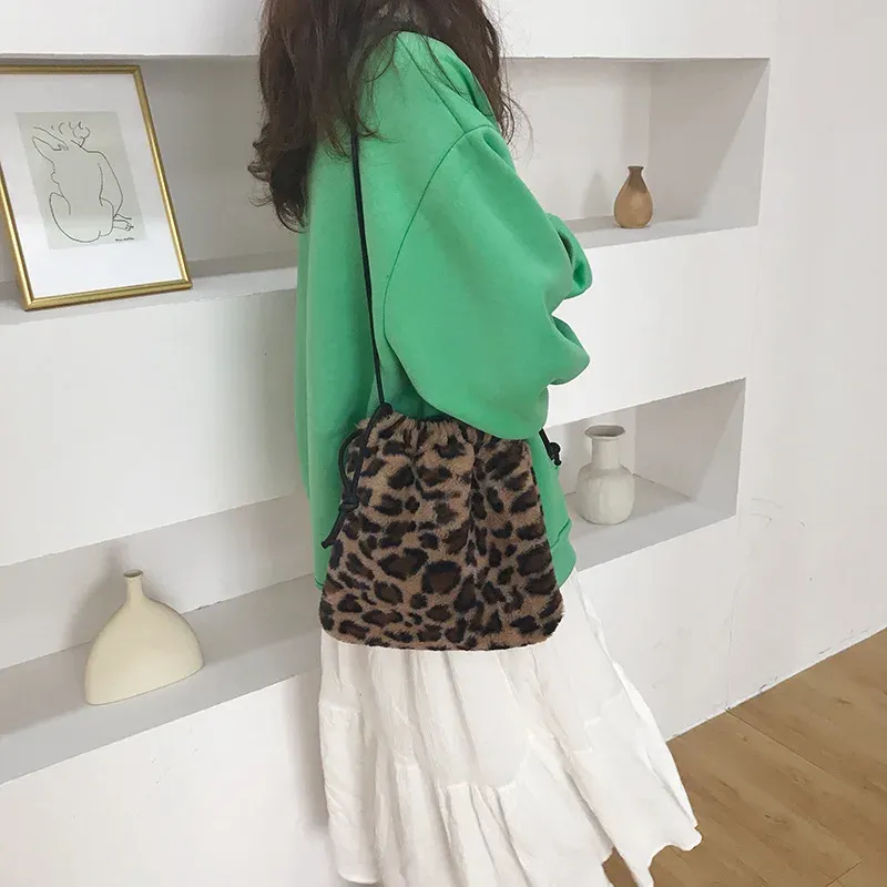 Borsa a tracolla monospalla con coulisse e motivo leopardato retrò per donna, nuova borsa a mano autunno/inverno per il tempo libero_voghion.com
