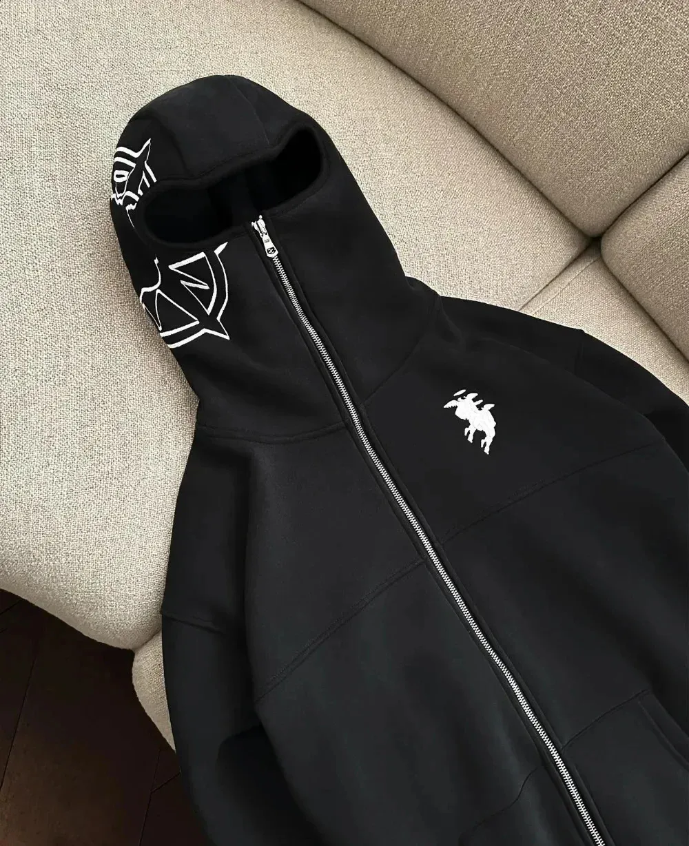 „Divin Zipper Y2K“ megztinis „Haruku Hip Hop“ siuvinėtas negabaritinis vyriškas moteriškas mados laisvalaikio gotikinis gobtuvas 240129_voghion.com