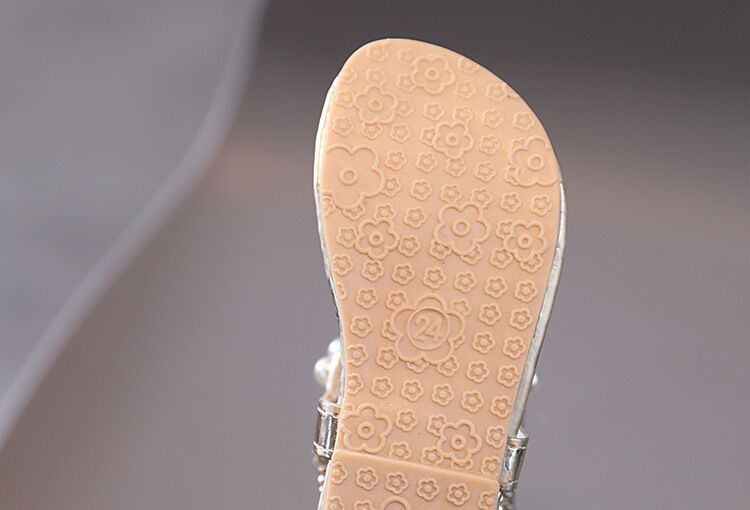 Sandalias de verano nuevas para niñas, versión coreana de moda, suela blanda, zapatos de princesa grandes para niñas, sandalias antideslizantes con cuentas para niños_voghion.com