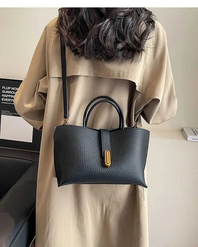 Clássico Preto PU Grande Capacidade 2024 Feminino Alta Qualidade Requintado Fivela de Fecho Bolsas Crossbody Casual Versátil_voghion.com