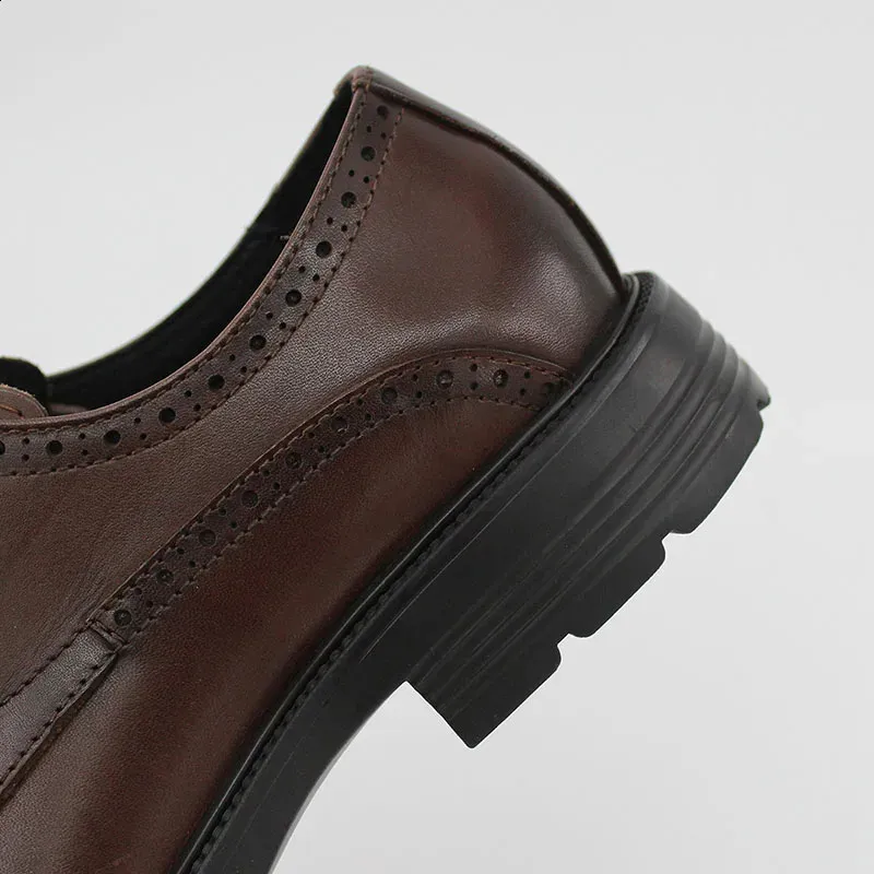 Vestido formal masculino de couro respirável de alta qualidade para escritório Oxford sapatos baixos para casamento 240911_voghion.com