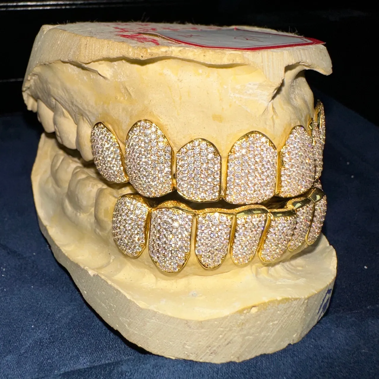 Sparkle Custom Made Hip Hopiced Out Sterling Sier Grills Gold Jewelry Zigzag Setting Vvs Moissanite Teeth Mouth Grillz_voghion.com