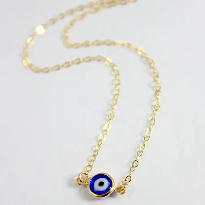 Collana con ciondolo con occhio maligno blu alla moda per le donne_voghion.com