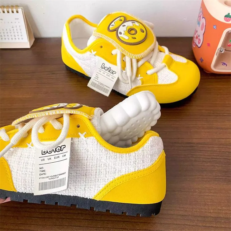 Summer Milk Yellow Puff For Girls Cute Breathable Flat Bottom German Training 2024 New White Shoes With Height Less Than_voghion.com