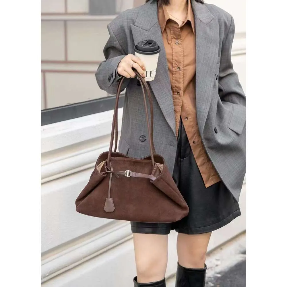 New All-Match Shape Change Design Large Tote Coffee Matte Real Suede Leather Women Shoulder Bag High-End Travel Handbag_voghion.com