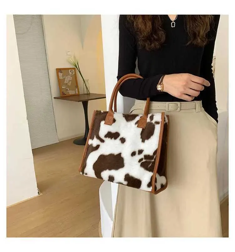 Leopardmönstrad handväska Modern för kvinnor Pendling Plyschväska Designerväskor Handväskor Bolsos De MujerC241031_voghion.com