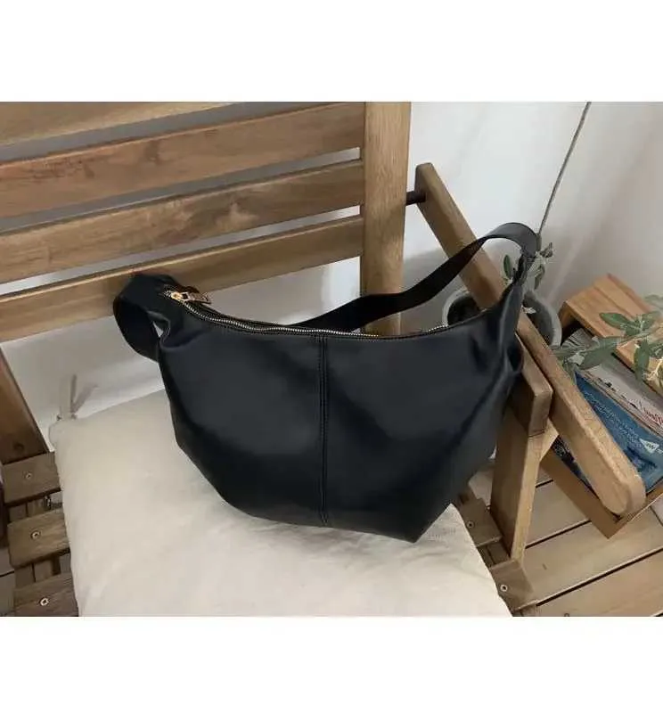 Borsa a tracolla alla moda con pieghe per donna in morbida pelle PU, borsa a tracolla firmata Dumpg Fashion Cloud, borsa Hobo BolsasC241103_voghion.com