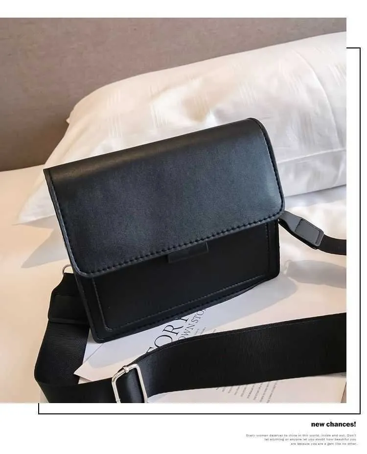 Ladies Messenger Solid Color 2023 New Trendy Wide Shoulder Strap Small Square Bag Retro Casual Simple Crossbody Ba241018_voghion.com