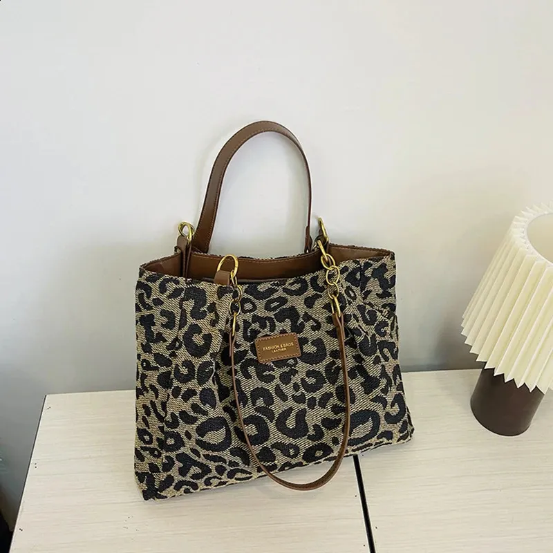 Leopard Print Handbag Shoulder Tote Bag Retro Style For Women_voghion.com