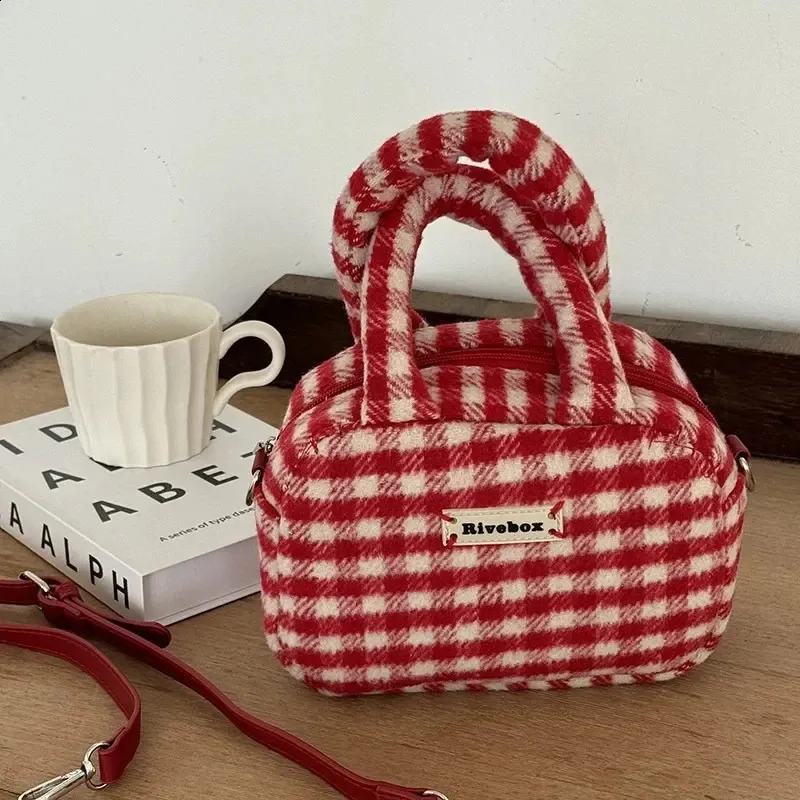 Xiuya Vintage Süße Handtasche für Damen Rot Kariert Buchstaben Weiche Kawaii Crossbody Herbst Winter Schultertasche 240816_voghion.com