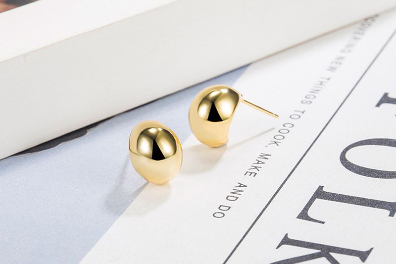 Cold style high end geometric water drop glossy bean sier needle earrings_voghion.com