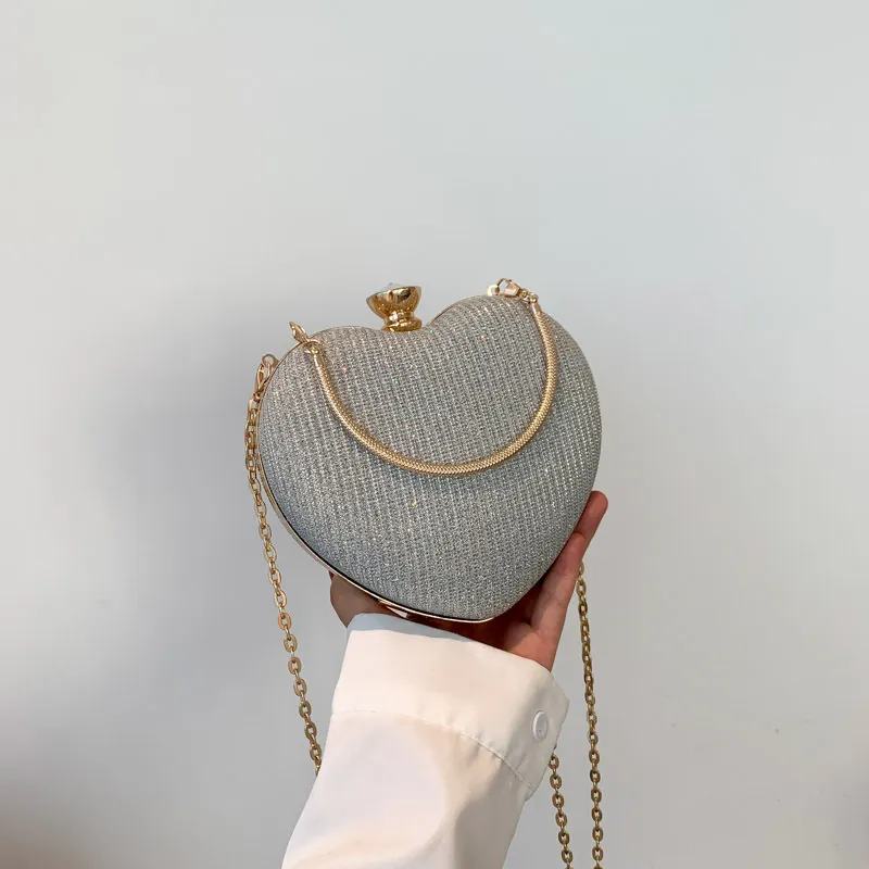 Pochette da sera Borsa da donna lucida Pochette in metallo a forma di cuore Borsa a tracolla con catena di moda Borsa da donna_voghion.com