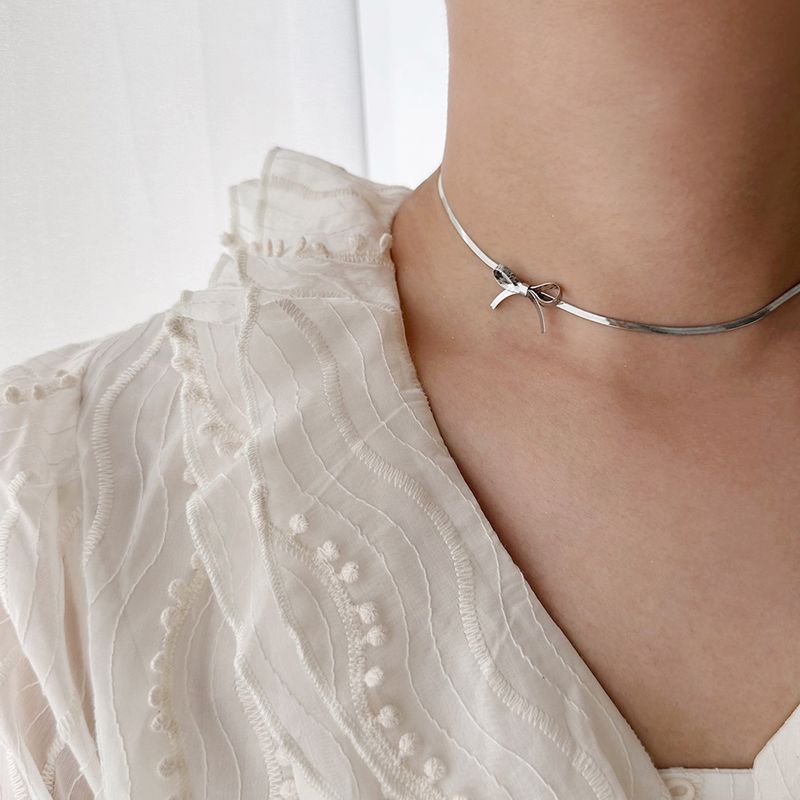 Necklace Choker Bow Necklace Snake Bone Small Fresh Titanium Steel Gold Plated Sier Does Not Fade_voghion.com