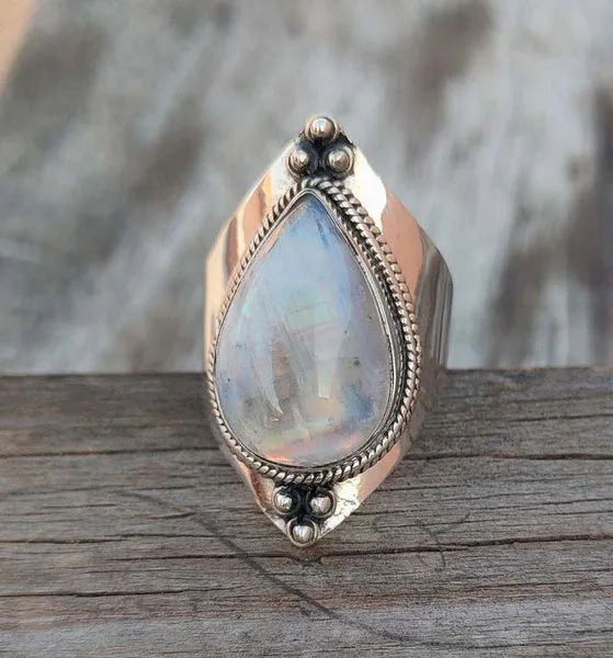 Färdig i lager Vintage Moonlight Stone Ring Mode Punk Style Smycken_voghion.com