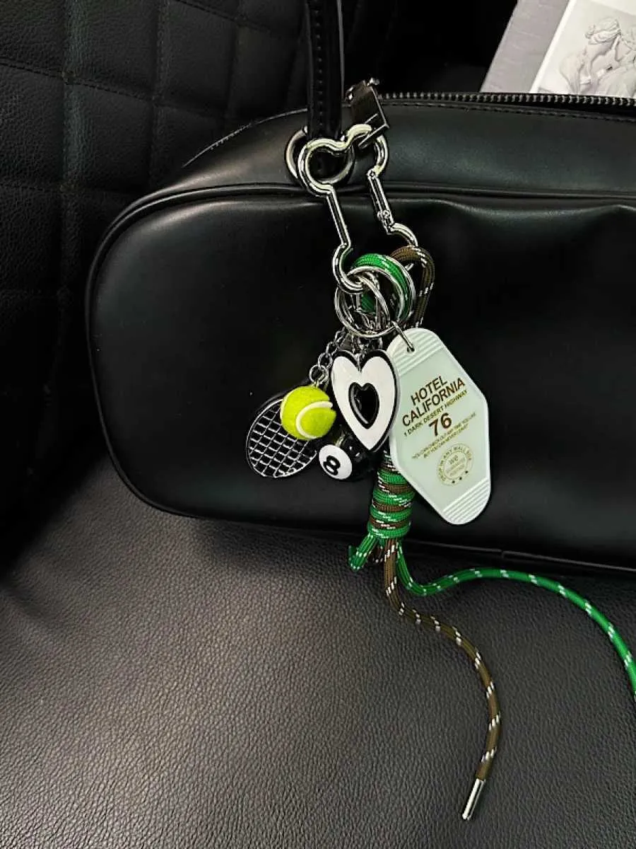 Kleiner Nischen-Instagram-Blog mit dem gleichen DIY-Zubehör-Schlüsselanhänger aus geflochtenem Seil der M-Serie für Handytasche Y241121_voghion.com