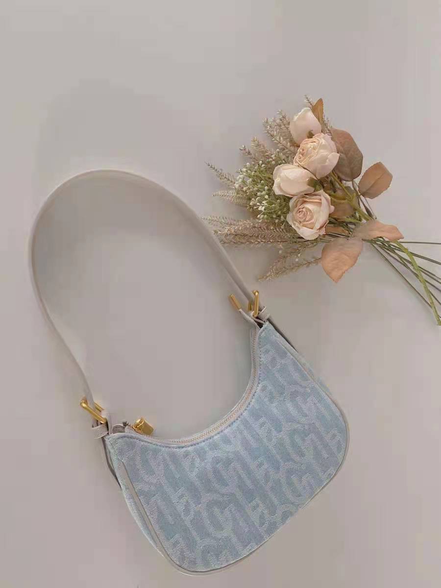 Minimalistesch Äermel 2024 Nei Textur, Frae Summermoud a Moud, Eenzel Schëllertasch, Stécktasch_voghion.com