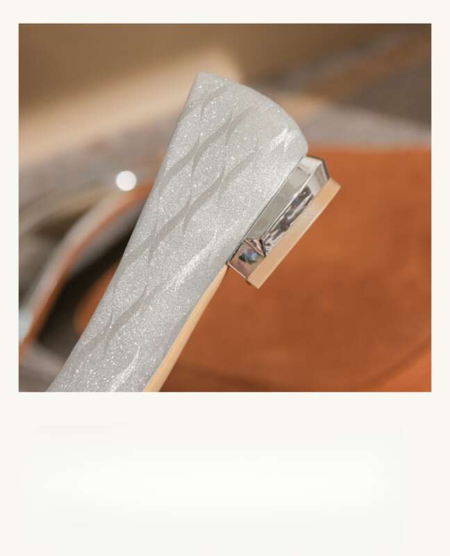 Mode Einfache Bankett Spitzschuh Flache Damenschuhe_voghion.com