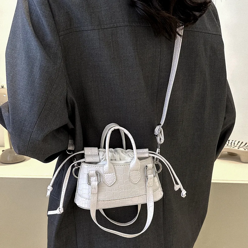 Women Messenger Solid Color Crocodile Pattern Crossbody Drawstring Fashion Capacity Girl High-quality Large Bag_voghion.com
