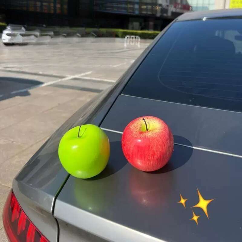 【 Bolti akciós 】 Aranyos és szórakoztató szimuláció gyümölcsdísz elektromos jármű nagy képernyős navigációs autós medál_voghion.com