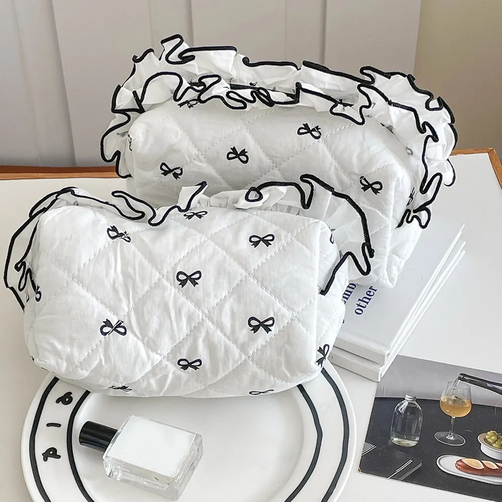 Korea Bow Print Damen Make-up Große Kapazität Tragbare Kosmetiktasche für Reisetoilettenartikel Gekräuselte Kante Kosmetikaufbewahrung_voghion.com