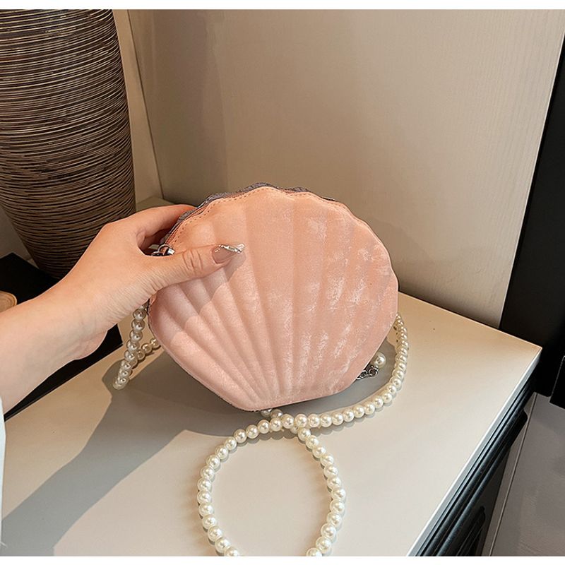 Einzigartige Nischentasche Damen 2024 Sommer neue Mode Perlen Umhängetasche ausländischer Stil einfache Muscheltasche_voghion.com