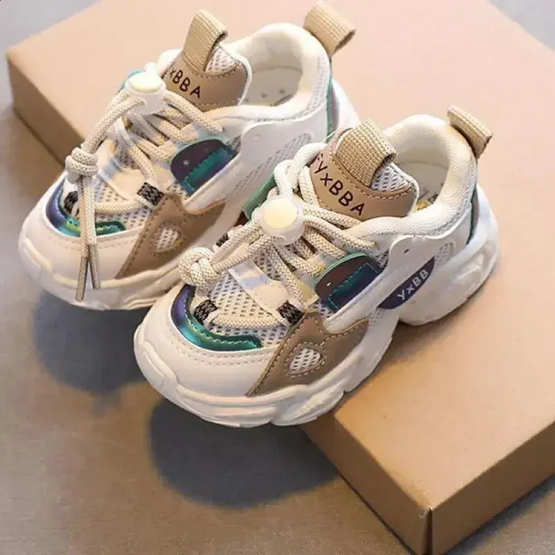 2024 New Girls Baby Nets Breathable Childrens Preschool Flat Outdoor Sports Shoes 240912_voghion.com