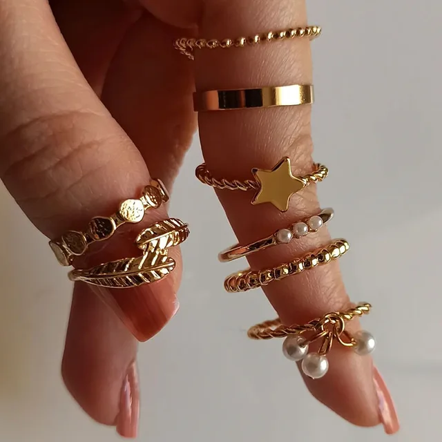 Ready Stock 2024 Vintage Gold Farbe Perle Ring Set für Frauen Neue Mode Mädchen Stern Blätter Twist Ringe Weibliche Party Schmuck Geschenke_voghion.com