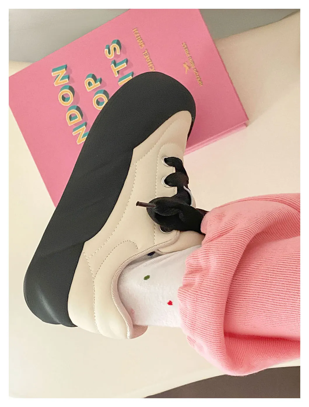 Comfortable Breathable Mesh Running Shoes With Thick Sole Platform_voghion.com
