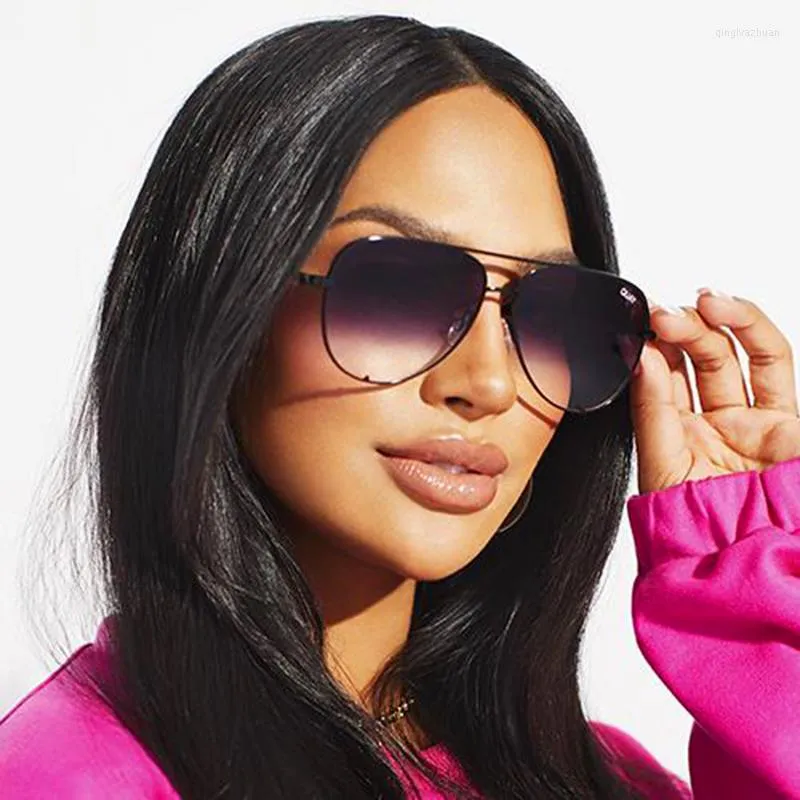 Designer Women’s Pilot Sunglasses With Metal Frame Mirror Lenses_voghion.com