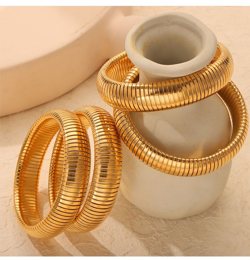 Bijuterii de primăvară cu design geometric texturat pentru femei, din oțel titan placat cu aur, late, la modă, naveta, personalitate simplă, de primăvară_voghion.com