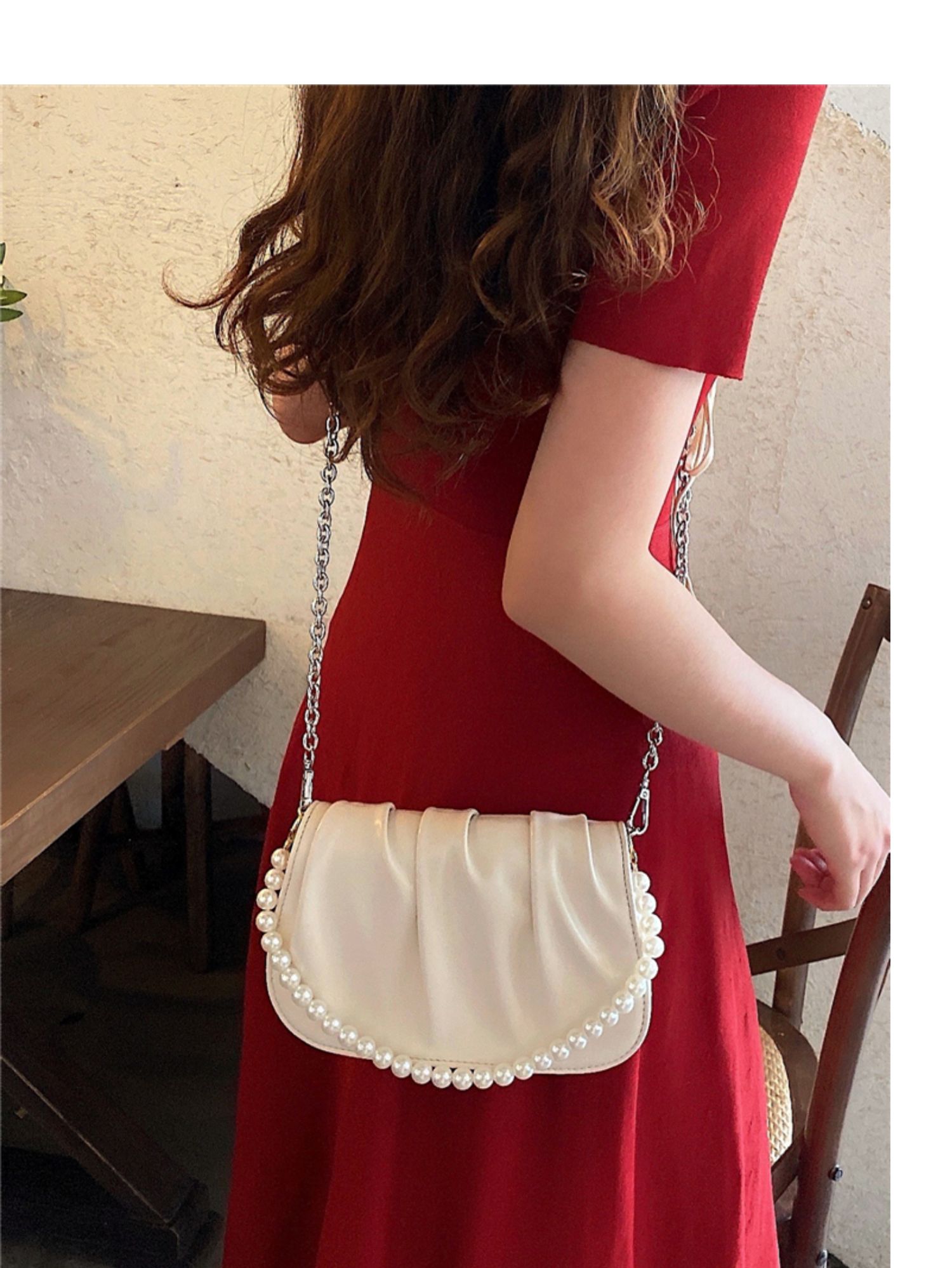 Bag cloud ins niche crossbody small chain versatile pearl handheld women's 2024 new white underarm bag_voghion.com