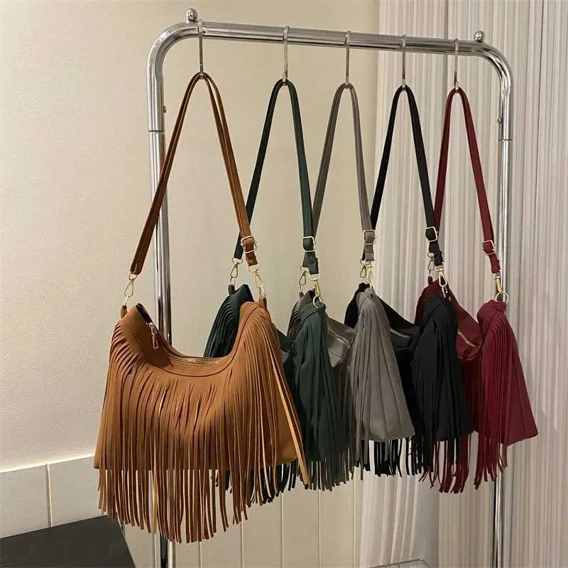 Sacs à bandoulière à pompons vintage pour femmes, grande capacité, sac à bandoulière décontracté à franges pour les voyages en plein air pour dames_voghion.com