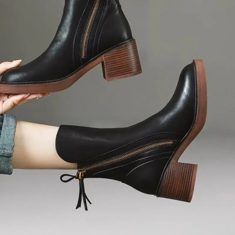 Womens high leather short round thick side zipper foot pedal boots 241022_voghion.com