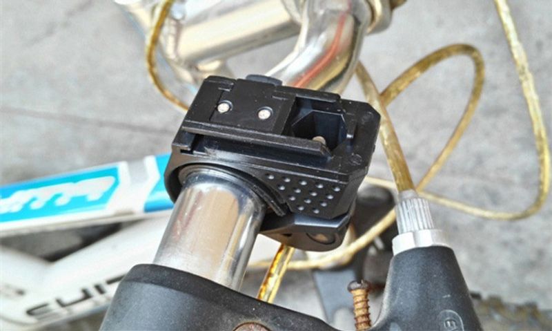 2256 Fahrrad-USB-Aufladung Hochhelle Mountainbike-Scheinwerfer LED-Warnrücklichter Bounce Fruit Riding Equipment_voghion.com