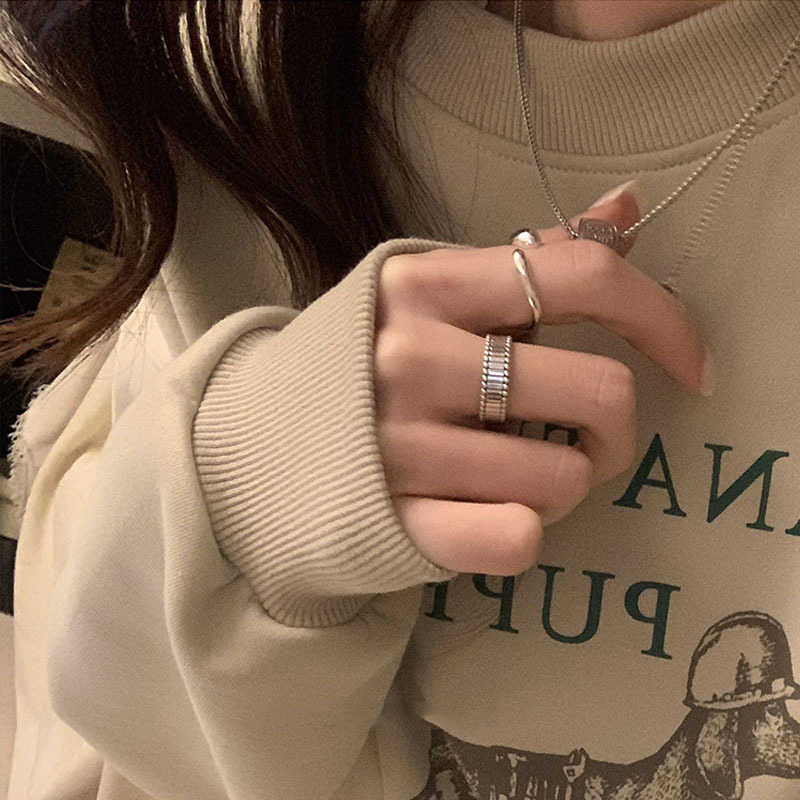 Unique Design Sterling Silver Irregular Geometry 2023 New Fashion Index Finger Ring Personalized_voghion.com