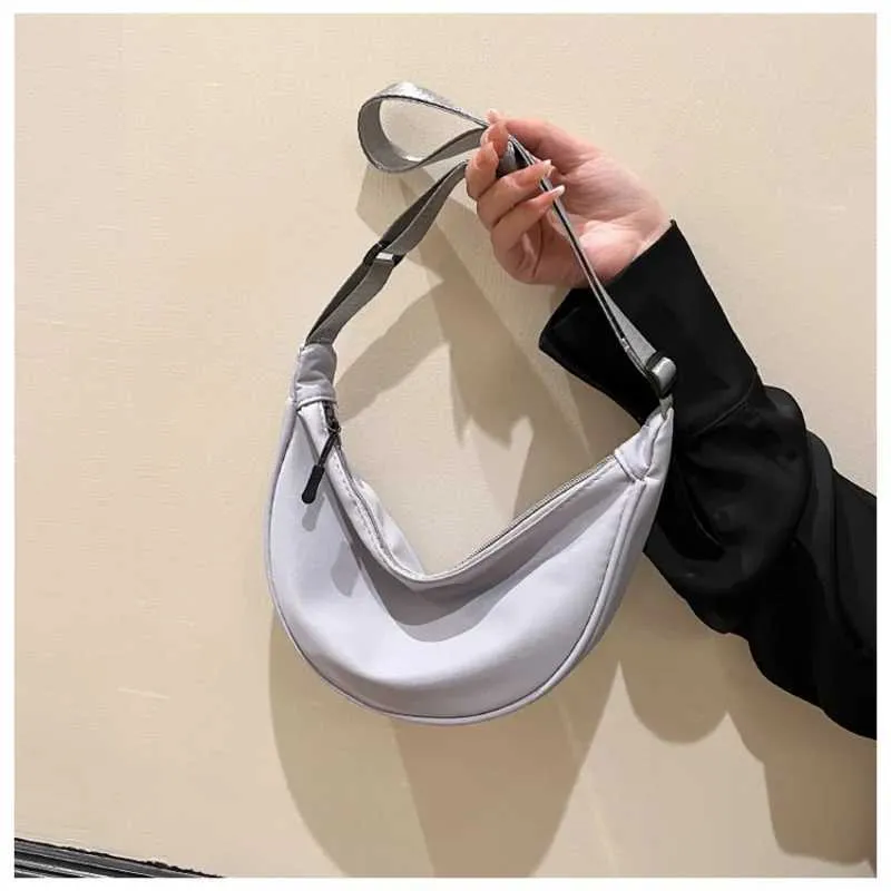 Einfaches Design Damen Umhängetasche Mode Damen Nylon Hobos Kleine Schultertaschen Vintage weibliche Mädchen Geldbörse Tuch_voghion.com