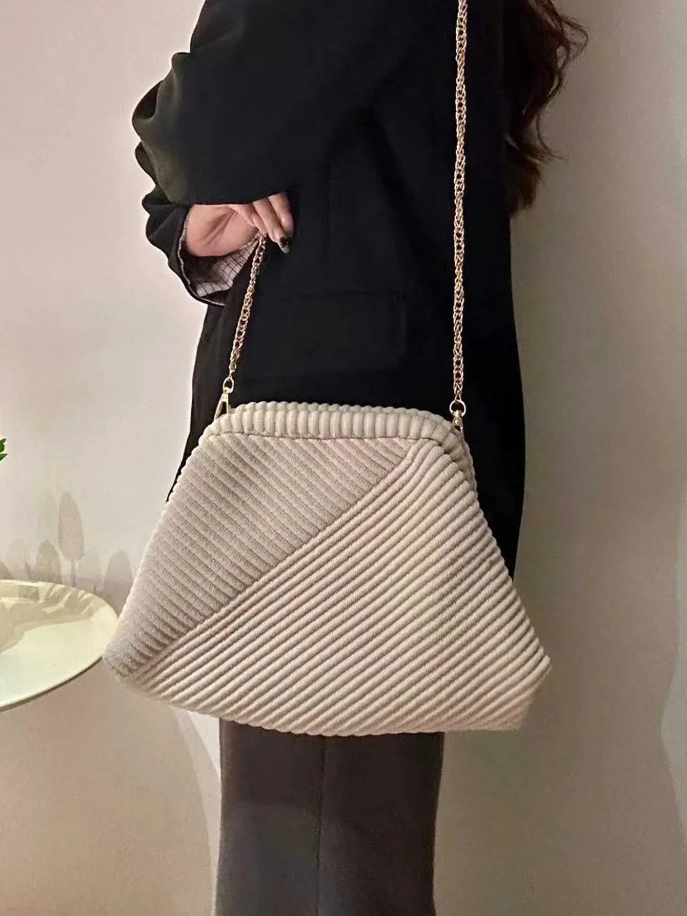 Herbst/Winter verdickt gestrickt Cord Abend Crossbody Tasche stilvolle Kette Schultergurte elegante Damen Geldbörsen einfache_voghion.com