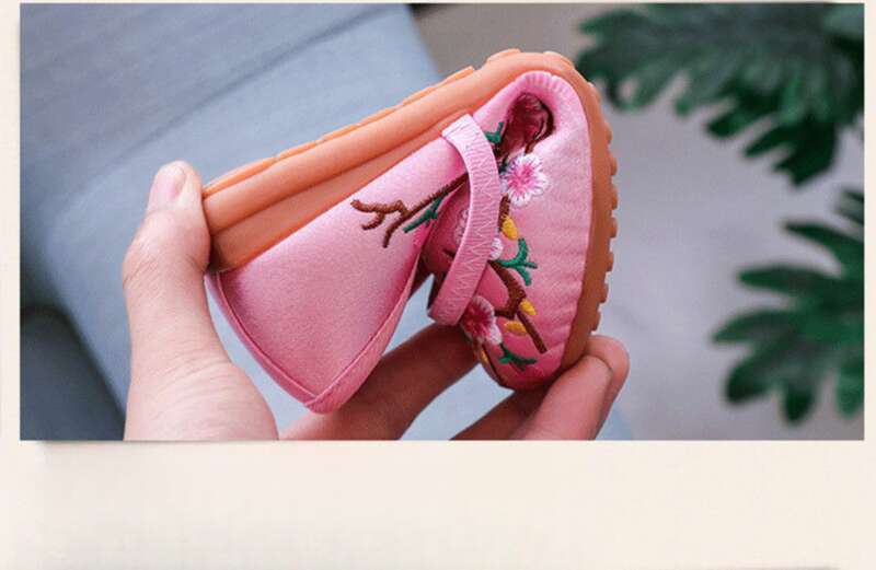 Chaussures brodées en Y pour enfants, style ethnique, princesse, en tissu, pour femmes_voghion.com