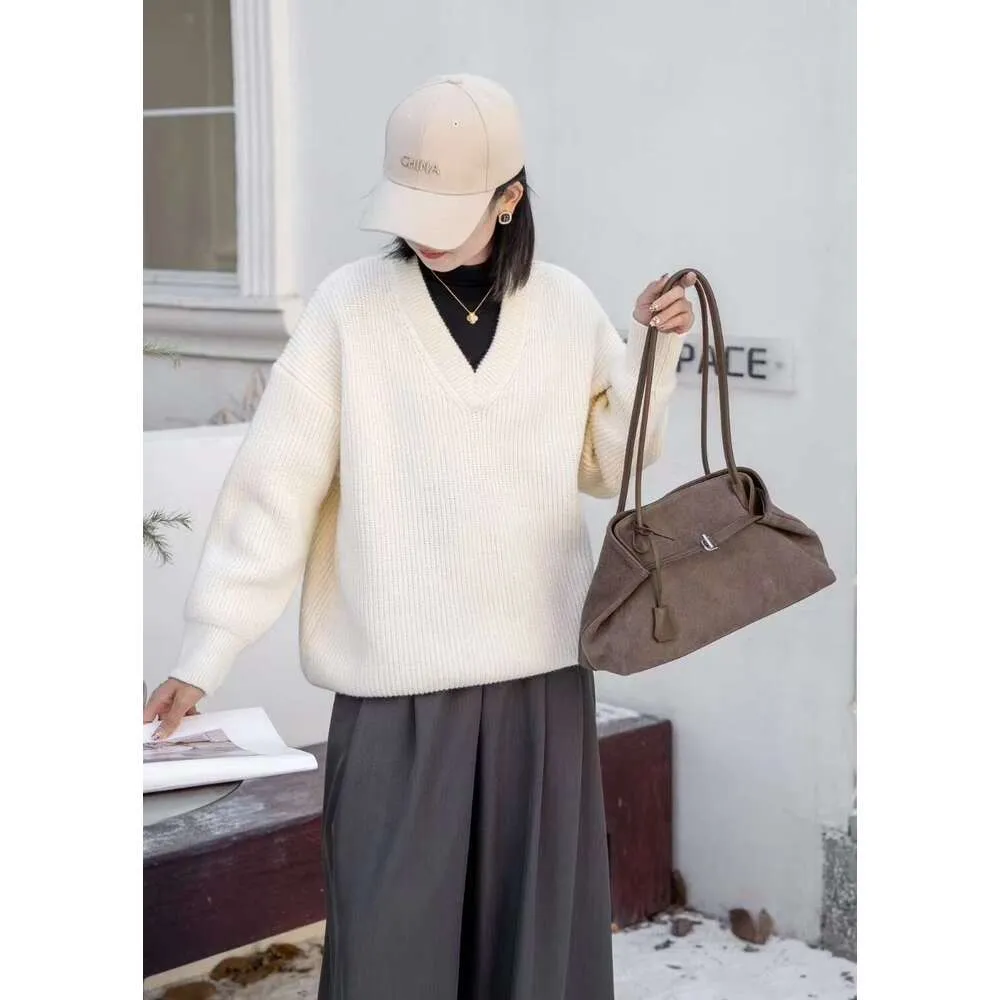 New All-Match Shape Change Design Large Tote Coffee Matte Real Suede Leather Women Shoulder Bag High-End Travel Handbag_voghion.com