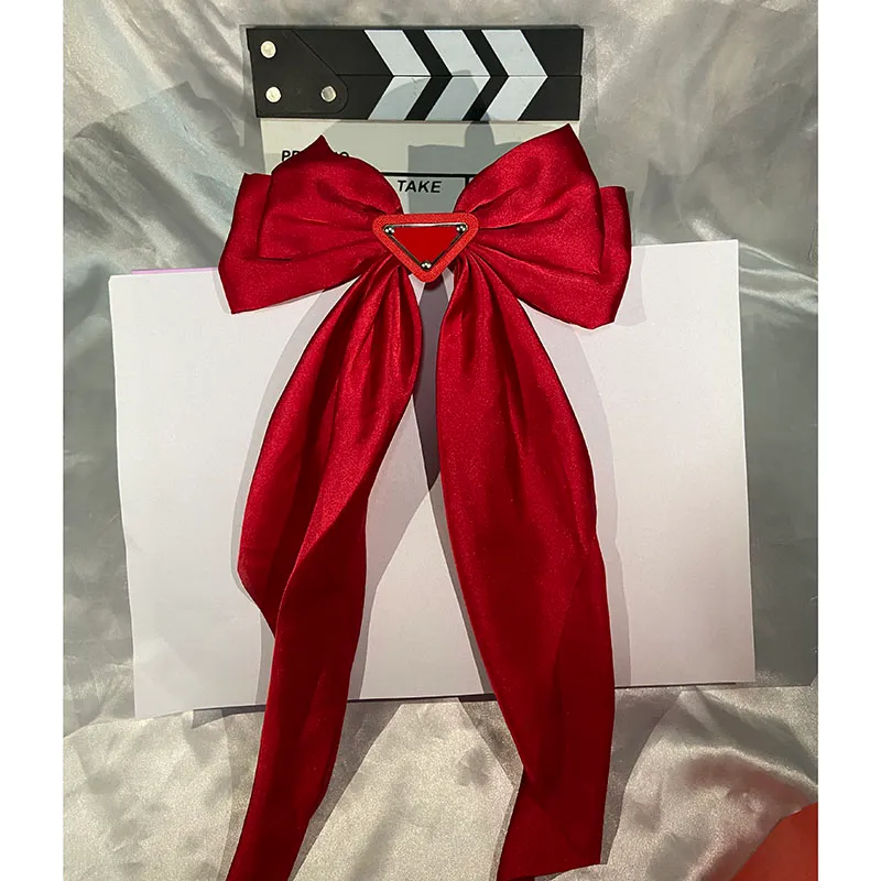Umgekehrtes Dreieck Bowknot Haar Buchstaben Clips Pins Haarspangen Mädchen Schleife Knoten Schmetterling Designer Rosa Schwarz Haarspangen_voghion.com