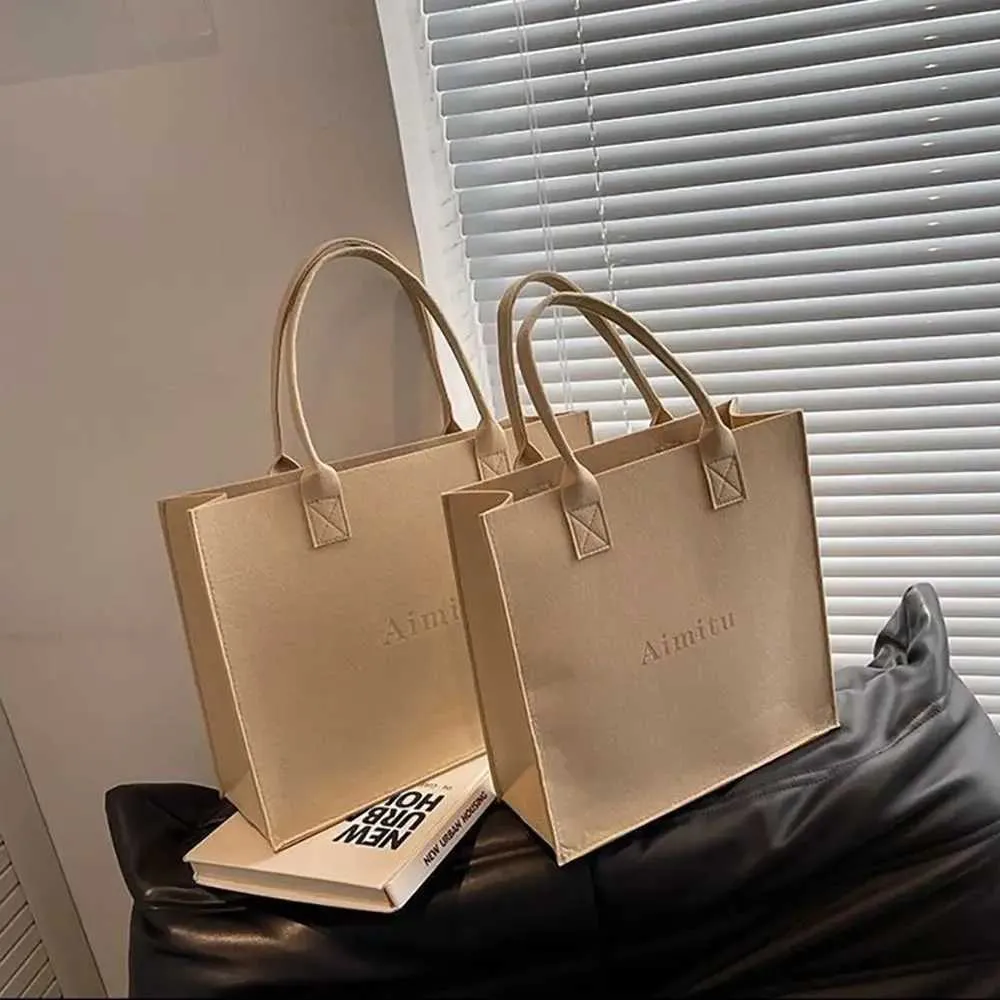 Women's Solid Colour Felt Shoulder Bag Large Capacity Tote Bag_voghion.com